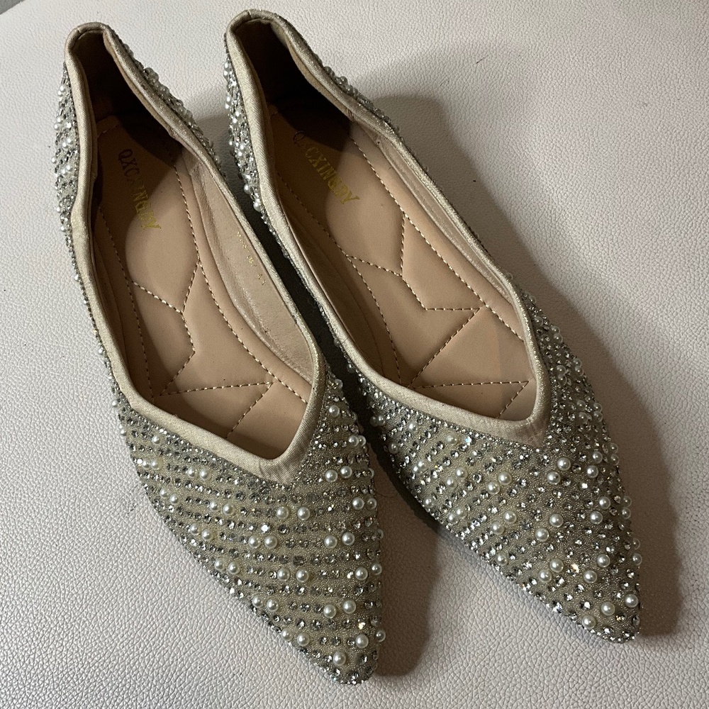 **Rhinestone Studded Ballet Pointed Flats** - Picture 2 of 6